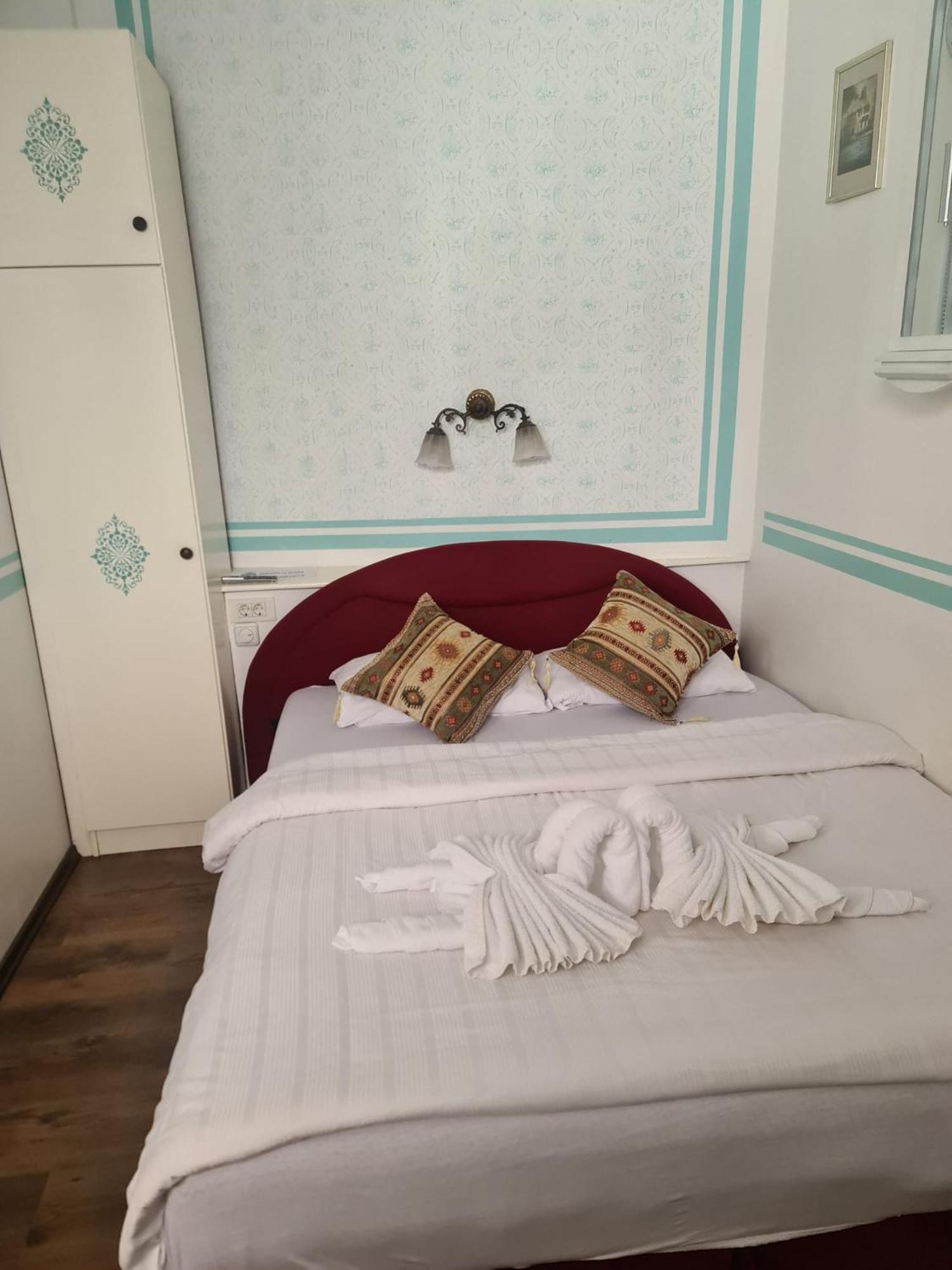 Guesthouse Nia Deluxe 사라예보 외부 사진